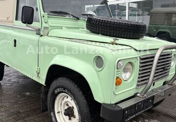 Land Rover Defender 152.018 km 23.790 &euro; Wetzlar 35579