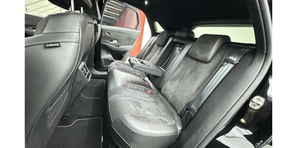 DS Automobiles DS7 Crossback 300 4x4 Performance Line 1.Hand 133.100 km 19.660 &euro; Lich 35423