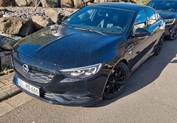 Opel Insignia 99.000 km 19.111 &euro; Sinn 35764