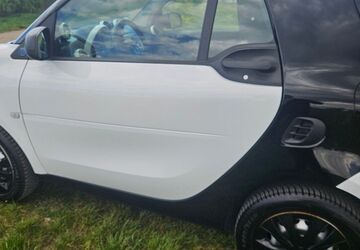 Smart ForTwo 36.500 km 8.299 &euro; Wehrheim 61273