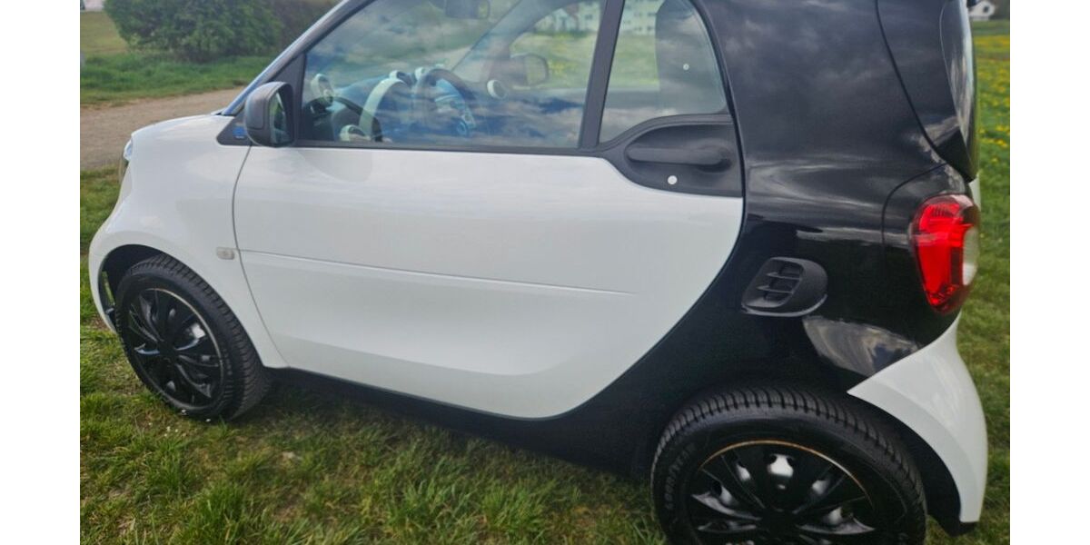 Smart ForTwo 36.500 km 8.299 &euro; Wehrheim 61273