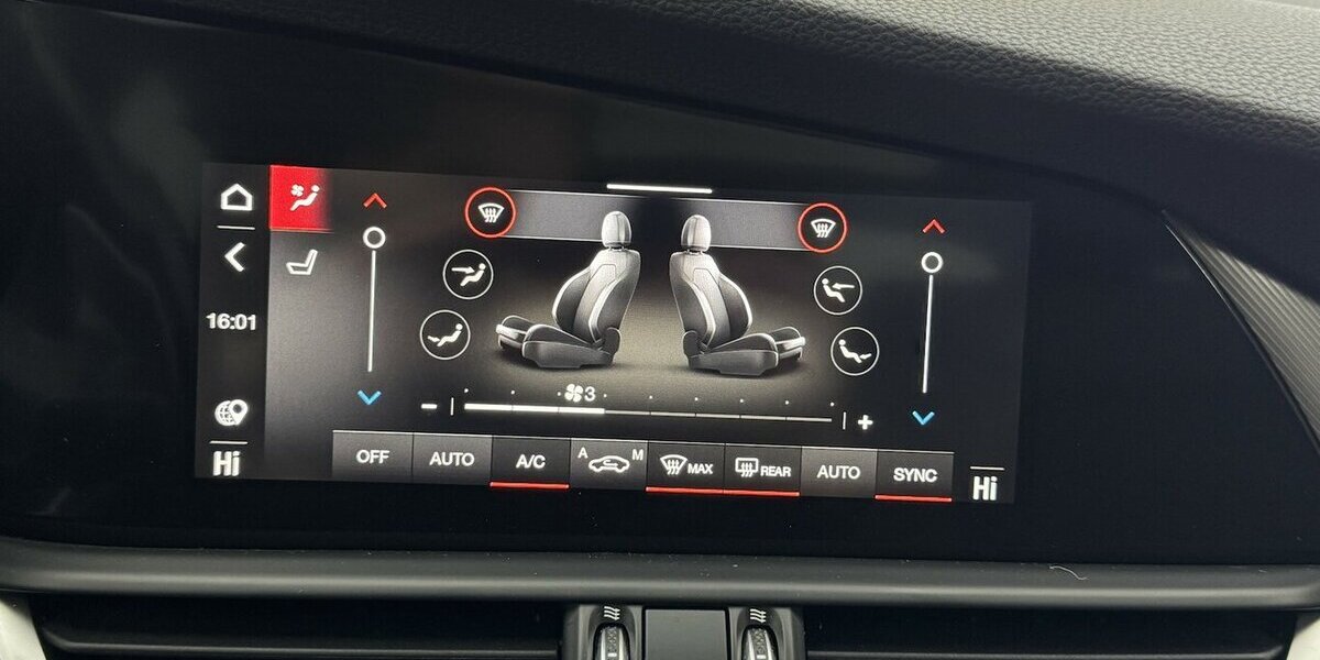 Alfa Romeo Giulia 2.0 Veloce Q4 Turbo Panoramadach Xenon 43.300 km 32.970 &euro; Lich 35423