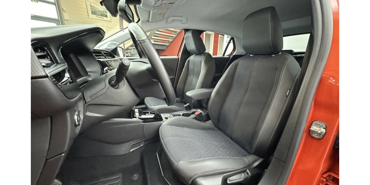 Opel Corsa e Elegance 1.Hand 50 kWh Carplay Sitzhzg 23.400 km 16.890 &euro; Lich 35423