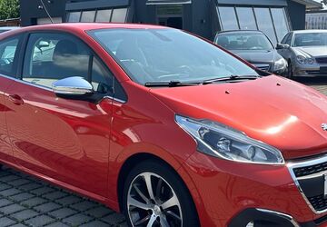 Peugeot 208 104.000 km 6.500 &euro; Butzbach 35510