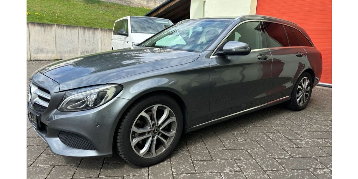 Mercedes-Benz C 200 159.880 km 14.900 &euro; Dillenburg 35685