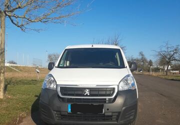 Peugeot Partner 90.700 km 7.600 &euro; Hungen 35410