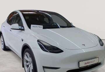 Tesla Model Y 49.378 km 33.390 &euro; Fernwald-Steinbach 35463
