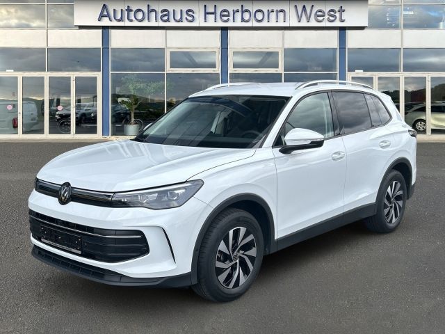 VW Tiguan 11.219 km 33.990 &euro; Herborn 35745