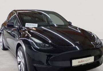 Tesla Model Y 38.254 km 34.590 &euro; Fernwald-Steinbach 35463