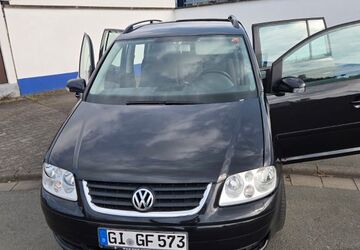 VW Touran 222.000 km 1.000 &euro; Giessen 35396