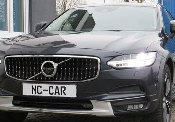 Volvo V90 Cross Country 303.700 km 13.994 &euro; Heuchelheim 35452