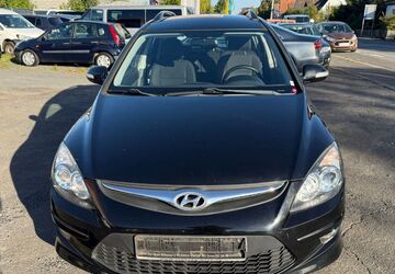 Hyundai i30 156.780 km 3.499 &euro; Hungen 35410