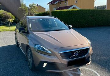 Volvo V40 Cross Country 108.000 km 15.500 &euro; Gießen 35396
