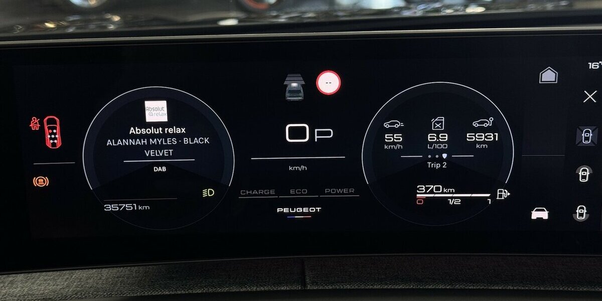 Peugeot 5008 145 Mild Hybrid Allure7 Sitzer LED 360°Cam 35.800 km 28.760 &euro; Lich 35423