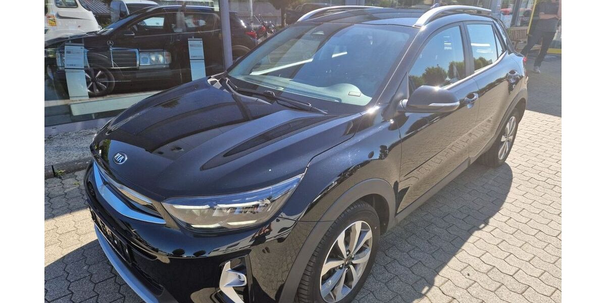 Kia Stonic 33.623 km 17.790 &euro; Ehringshausen 35630