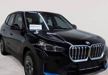 BMW iX1 48.285 km 29.289 &euro; Fernwald-Steinbach 35463