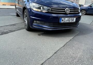 VW Touran 65.600 km 18.500 &euro; Wetzlar 35584