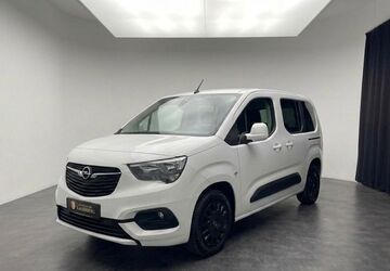 Opel Combo 140.600 km 13.900 &euro; Gießen 35396