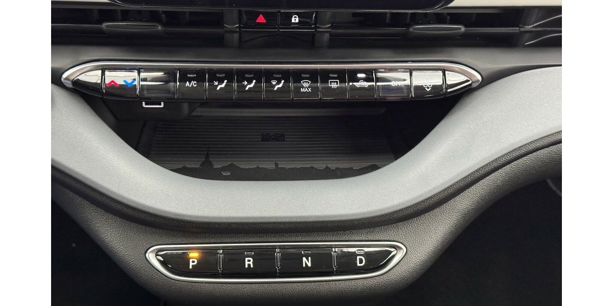 Fiat 500e Action Carplay Android Automatik 1.Hand 25.950 km 13.440 &euro; Lich 35423