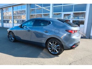 Mazda 3 Lim. 5-trg. Selection M-Hybrid 29.650 km 21.990 &euro; Bad Endbach 35080