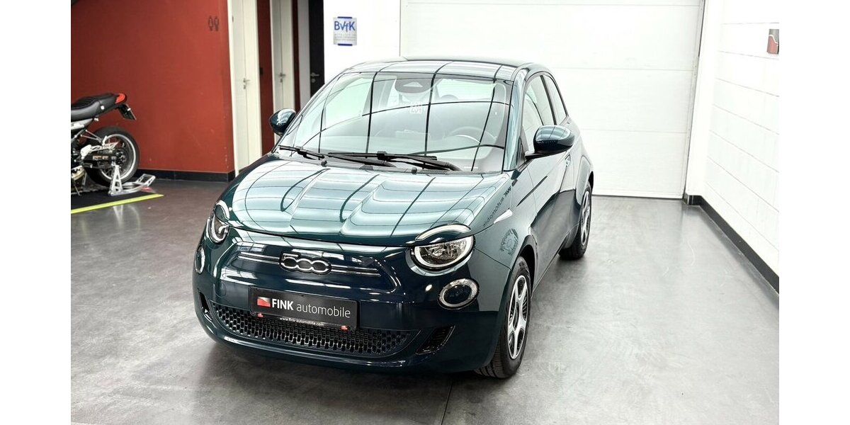 Fiat 500e Action Carplay Android Automatik 1.Hand 26.891 km 13.440 &euro; Lich 35423