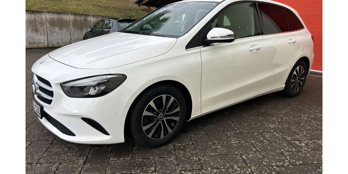 Mercedes-Benz B 200 99.680 km 18.499 &euro; Dillenburg 35685