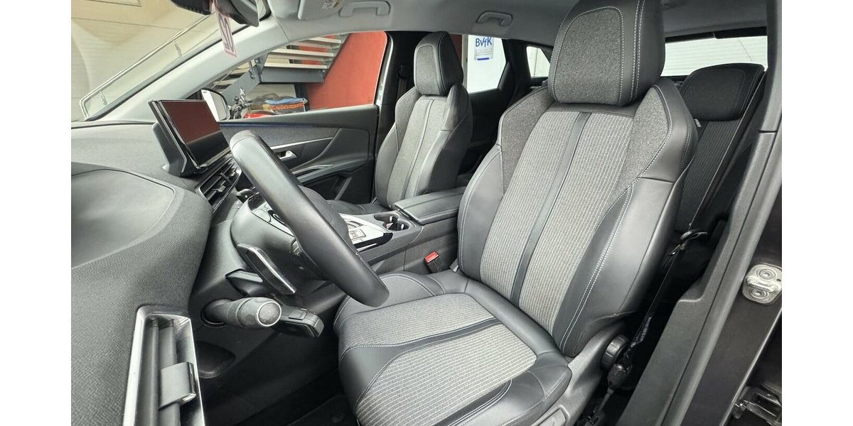 Peugeot 3008 1.6 225 Allure 1.Hand Pack Plug-In Hybrid 51.950 km 21.490 &euro; Lich 35423