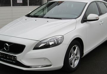 Volvo V40 82.556 km 13.450 &euro; Butzbach 35510