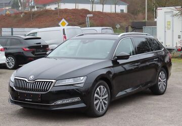 Skoda Superb 89.800 km 24.950 &euro; Solms-Oberbiel 35606