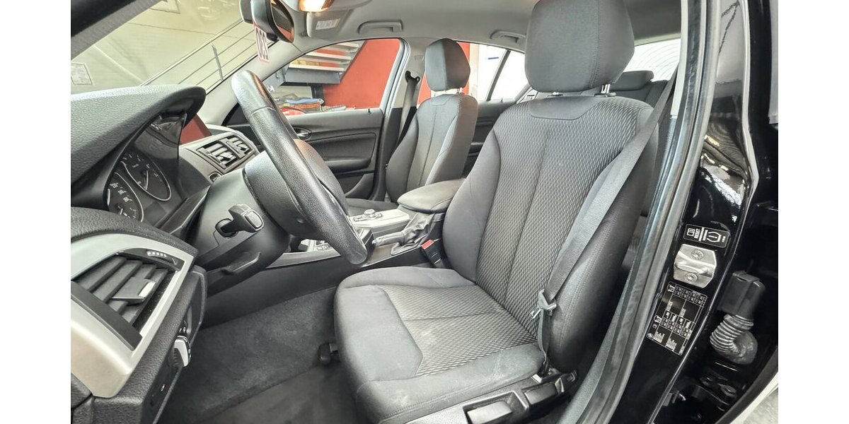 BMW 116i Navigation Sitzheizung BT PDC 111.610 km 9.690 &euro; Lich 35423