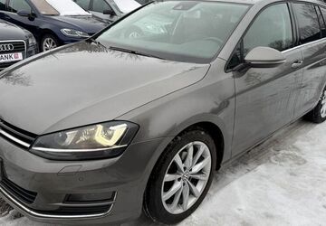 VW Golf 215.000 km 7.999 &euro; Breitscheid 35767