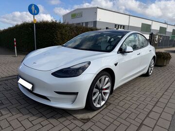 Gebrauchte Tesla Model 3