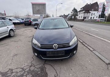 VW Golf 176.000 km 5.900 &euro; Hungen 35410