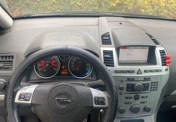 Opel Zafira 197.560 km 4.550 &euro; Gießen 35396