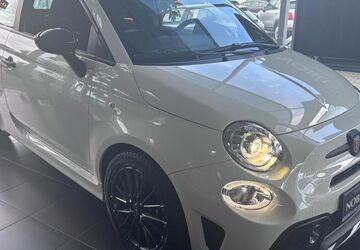 Abarth 695C 6.097 km 30.490 &euro; Giessen 35394