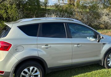 Ford Kuga 76.300 km 8.500 &euro; Wehrheim 61273