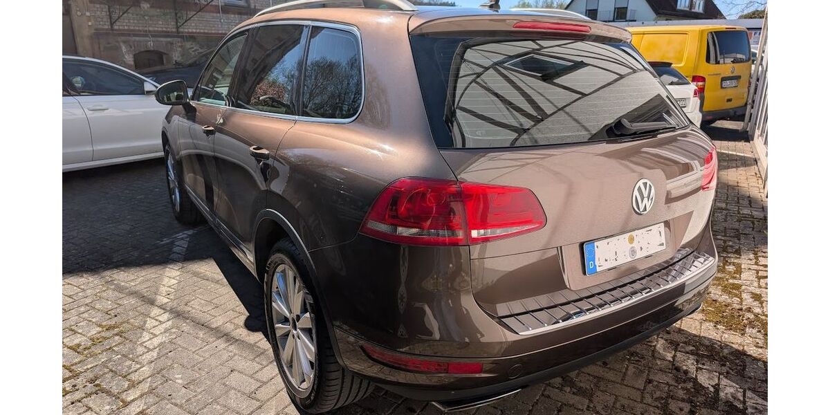VW Touareg 243.500 km 10.500 &euro; Wetzlar 35578