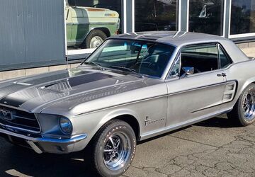 Ford Mustang 120.000 km 31.990 &euro; Breitscheid 35767