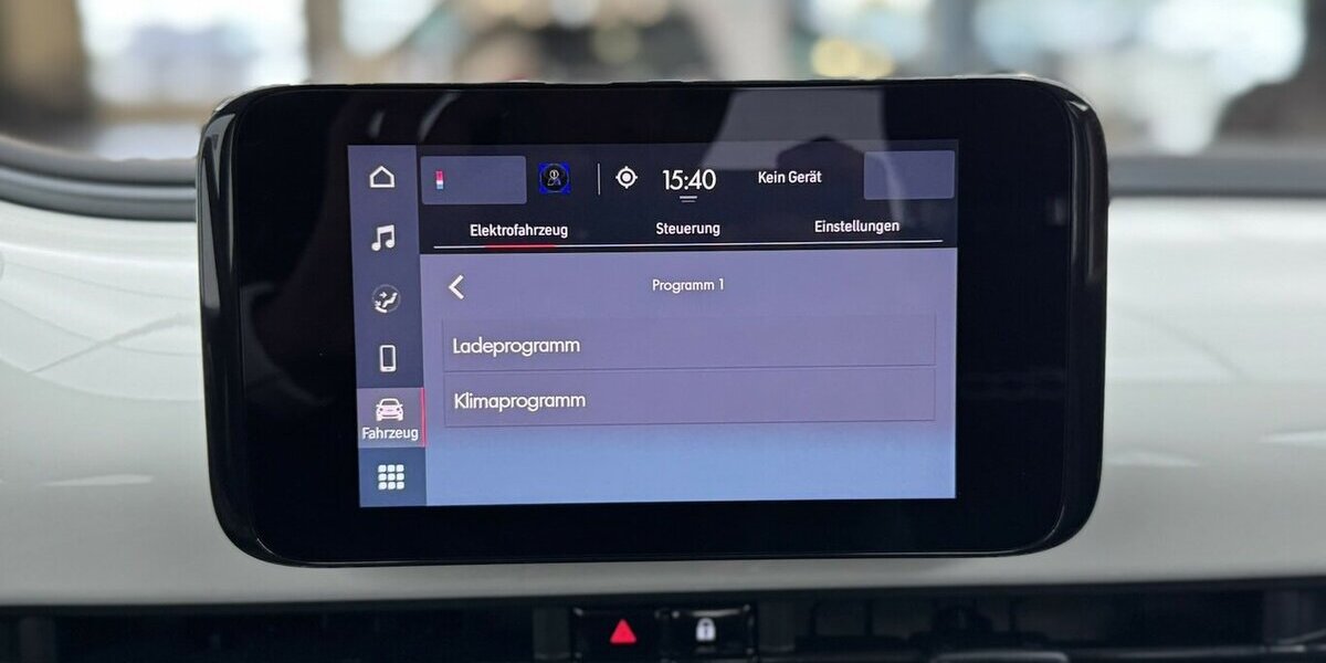 Fiat 500e Action Carplay Android Automatik 1.Hand 26.891 km 13.440 &euro; Lich 35423