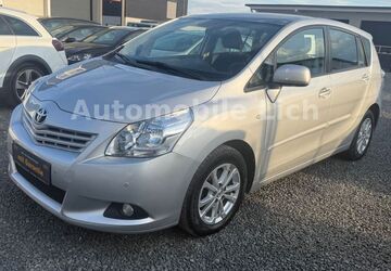 Toyota Verso 170.000 km 7.999 &euro; Lich 35423