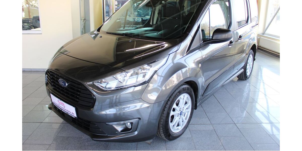 Ford Tourneo Connect 27.941 km 18.555 &euro; Wölfersheim 61200