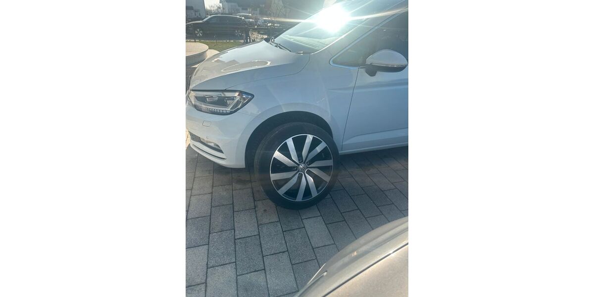 VW Touran 240.100 km 12.400 &euro; Gießen 35396