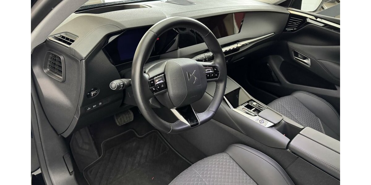 DS Automobiles DS4 E-Tense 225 Trocadero FULL LED Carplay 34.100 km 24.220 &euro; Lich 35423