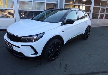 Opel Grandland (X) 23.950 km 23.790 &euro; Bad Endbach 35080