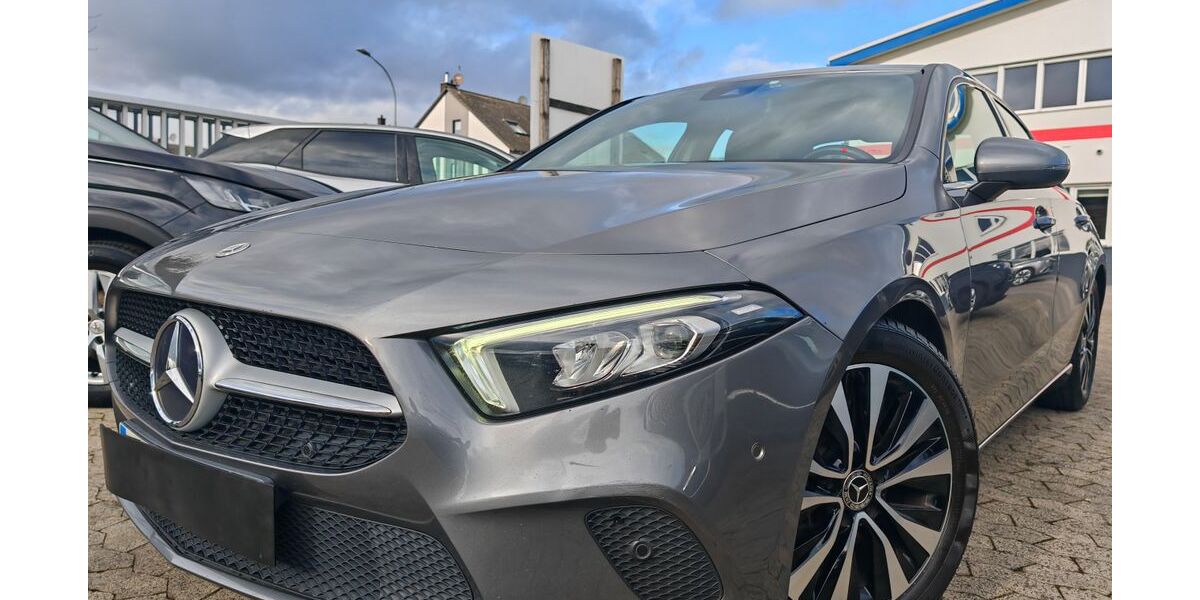 Mercedes-Benz A 180 203.122 km 15.470 &euro; Wölfersheim 61200