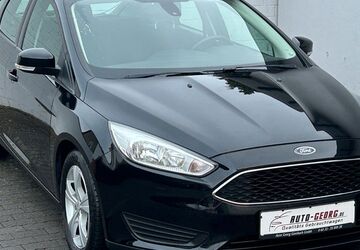 Ford Focus 107.000 km 8.999 &euro; Münzenberg Gambach 35516