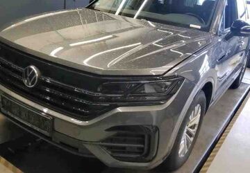 VW Touareg 49.553 km 50.875 &euro; Pohlheim 35415