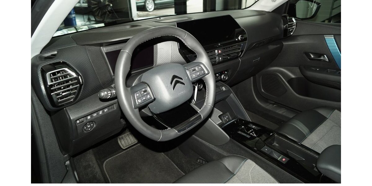 Citroen C4 e- 136 Shine 50 KWh LED CARPLAY 43.800 km 17.320 &euro; Lich 35423