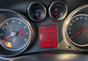 Opel Zafira Tourer 204.600 km 4.000 &euro; Heuchelheim 35452