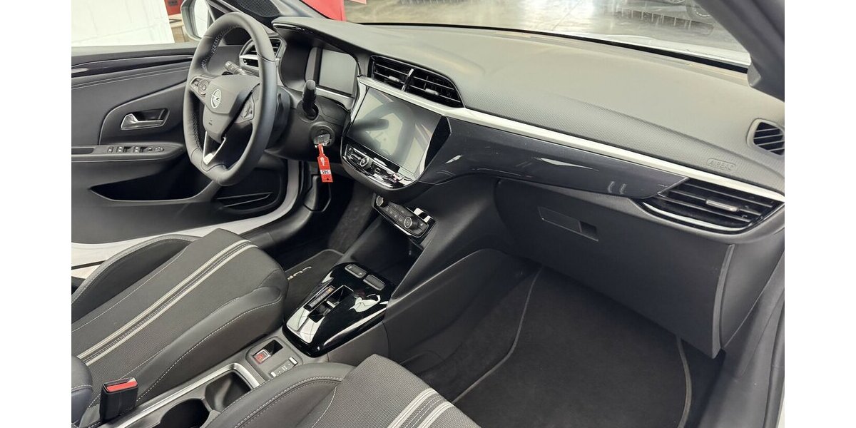 Opel Corsa GS 1.2 Turbo 1.Hand Sitzheizung Carplay 8.600 km 17.320 &euro; Lich 35423